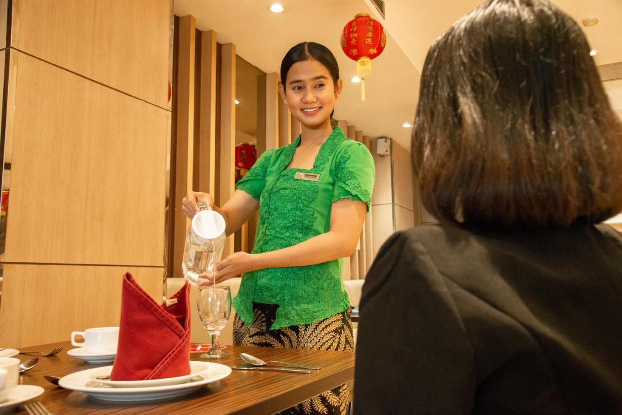 Hotel Orchardz Industri Kemayoran 4*