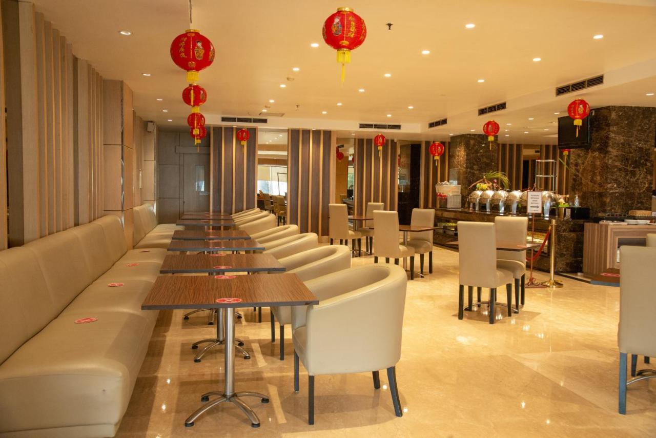 Orchardz Industri Kemayoran Hotel 4*