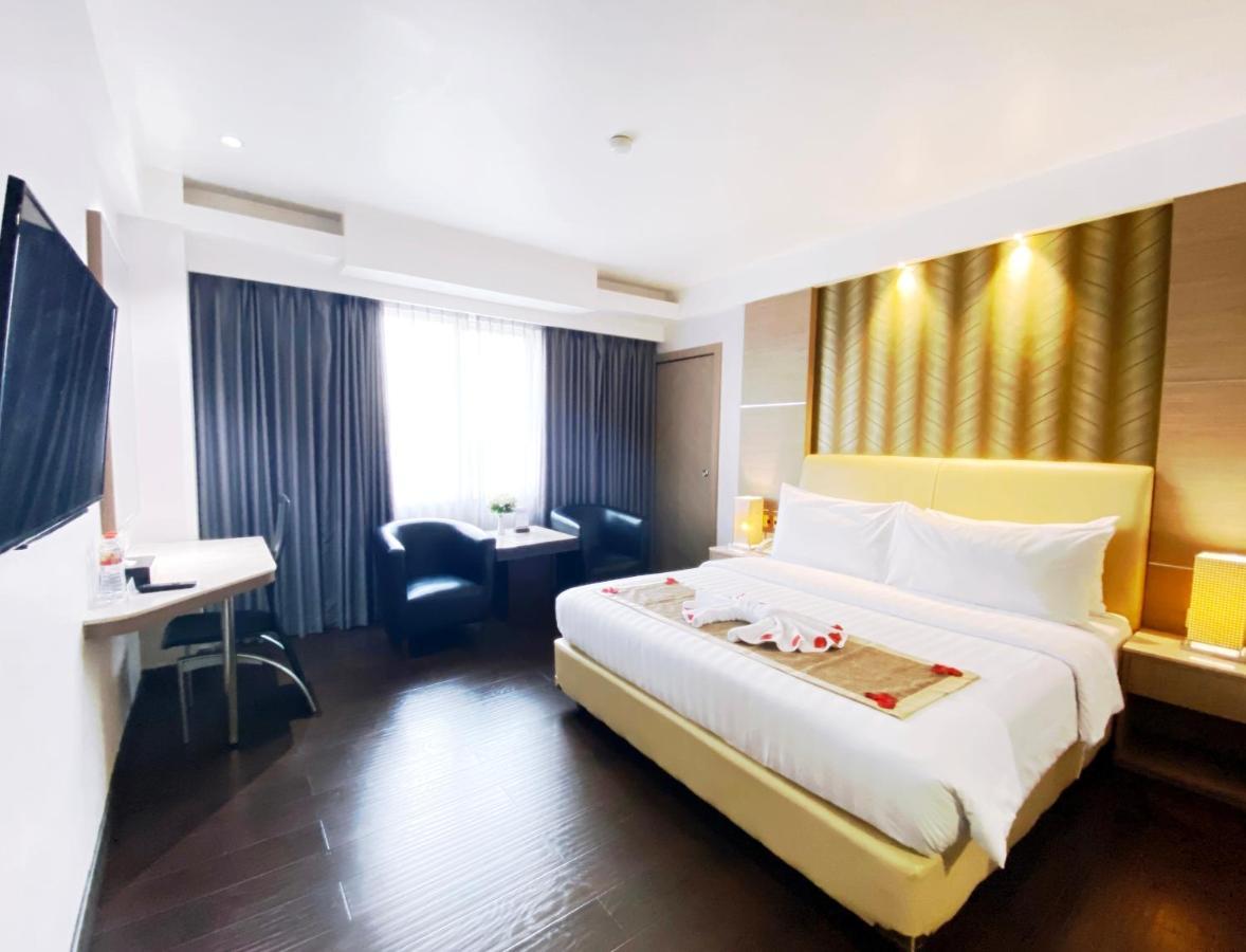 Orchardz Industri Kemayoran Hotel 4*