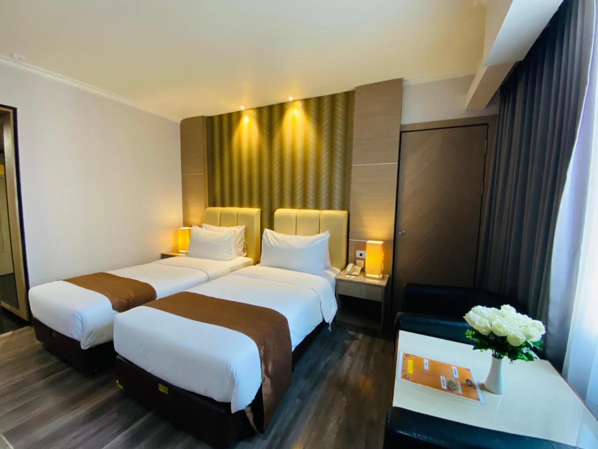 Orchardz Industri Kemayoran Hotel